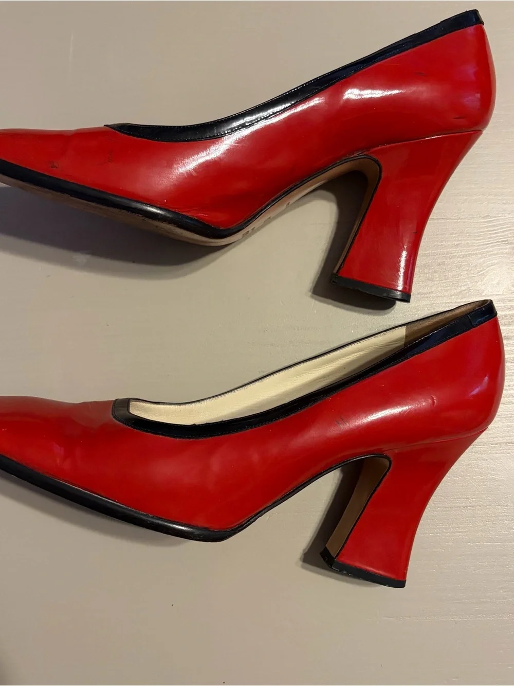 Prada classic pumps